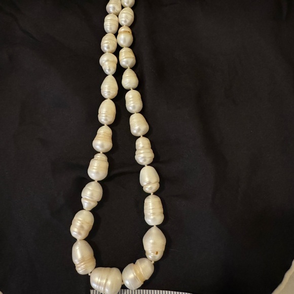 Vintage Baroque Fresh Water Pearl Necklace 17" White Pearl - Picture 6 of 7